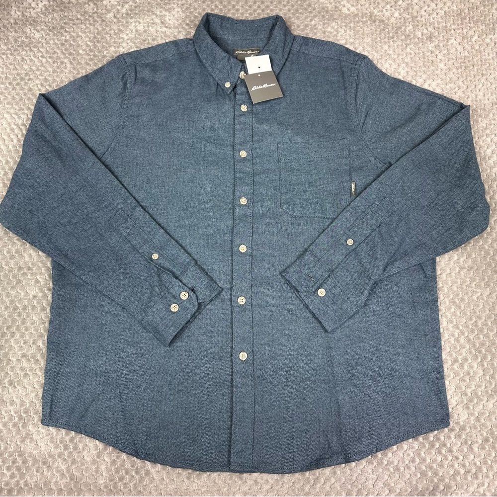 Eddie Bauer Button Down NWT Mens XL Blue Chambray Long Sleeve Outdoor Shirt